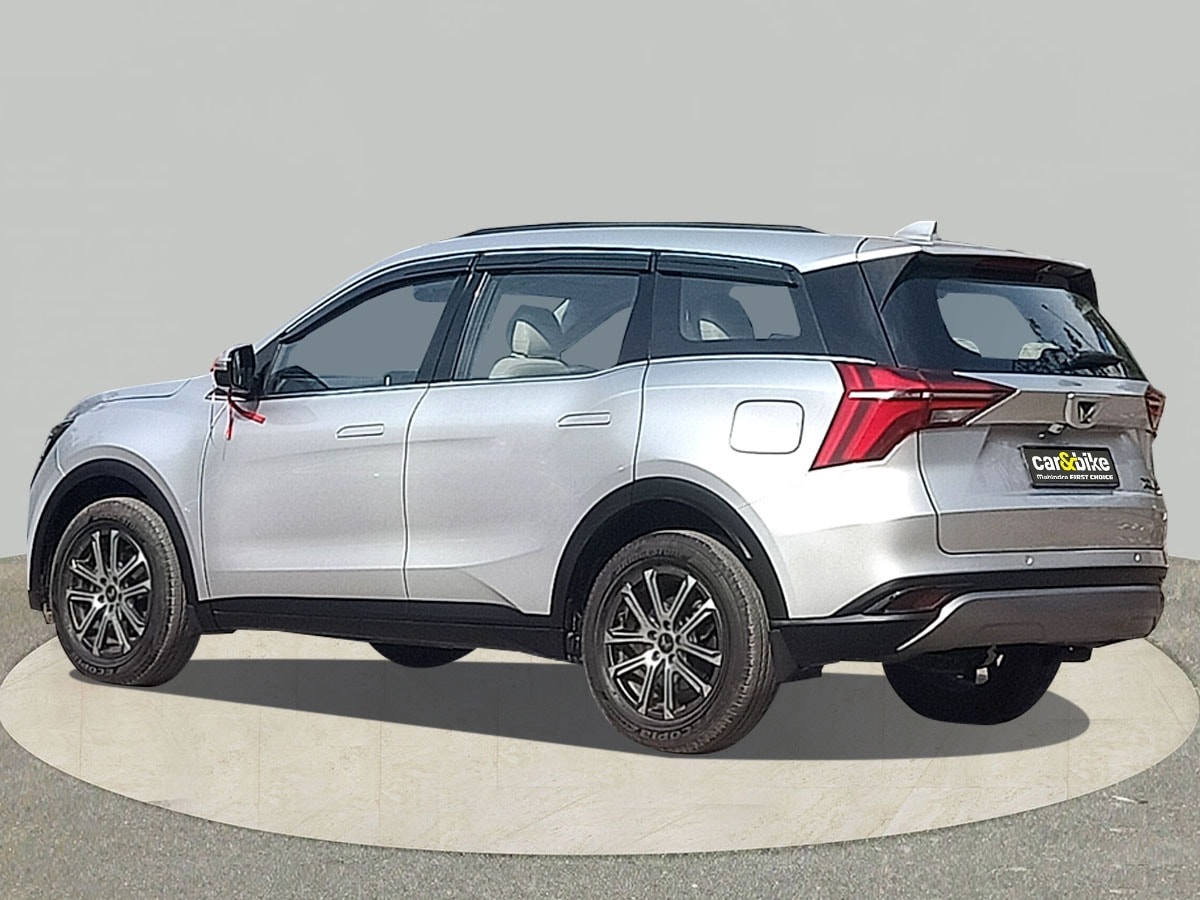 Used 2022 Mahindra XUV700 Used 2022 Mahindra XUV700