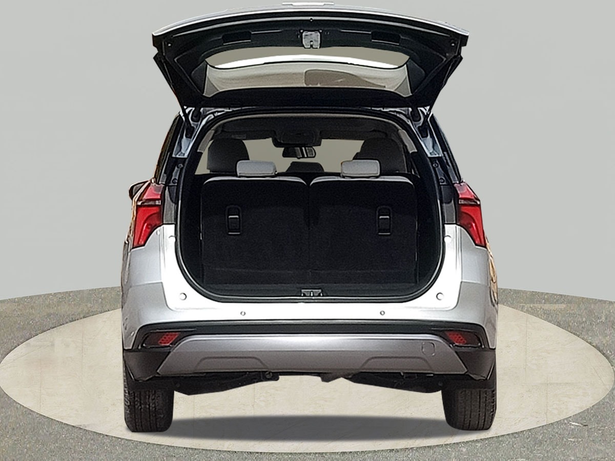 Used 2022 Mahindra XUV700 Used 2022 Mahindra XUV700