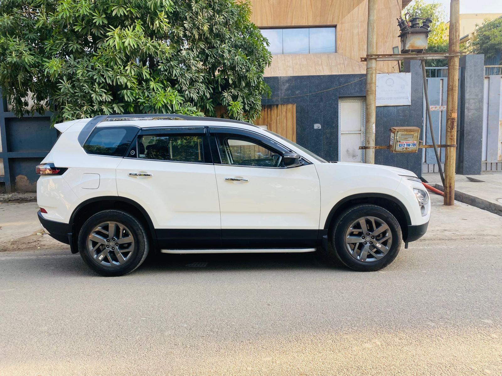 Safari image 6 Safari image 6