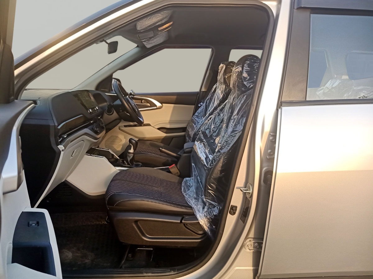Used 2023 Kia Carens Used 2023 Kia Carens