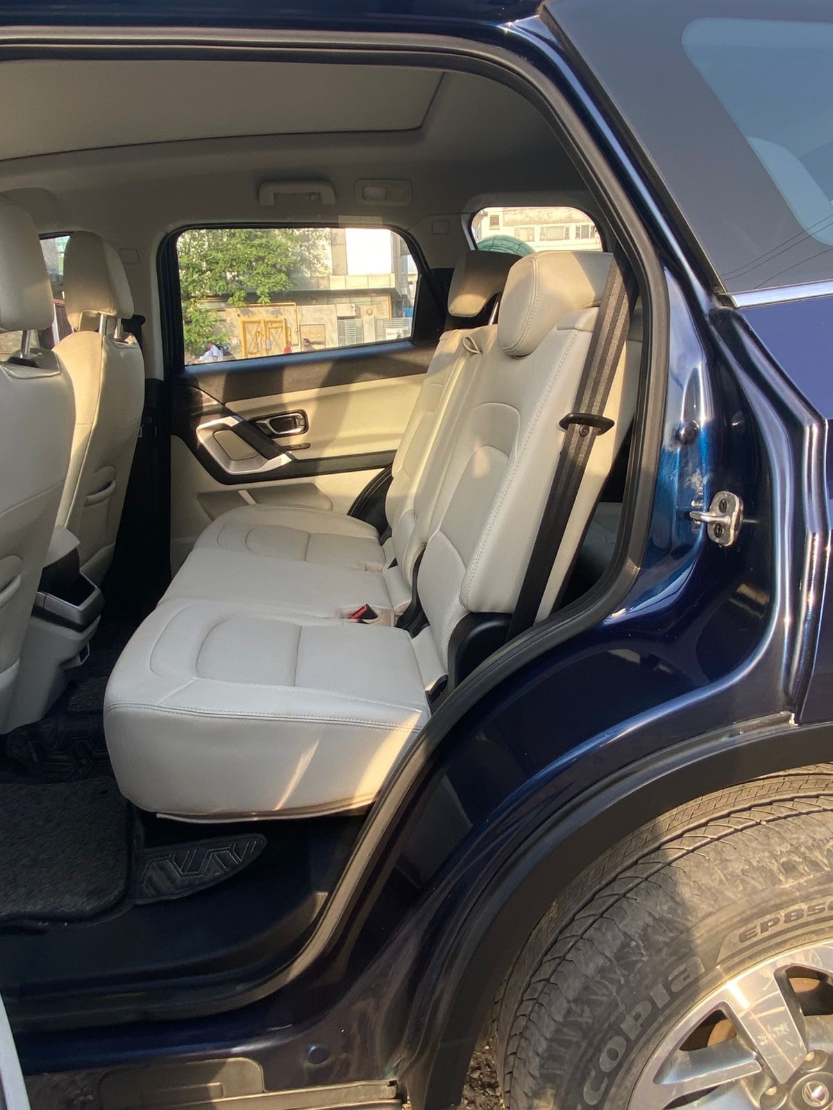 Used 2022 Tata Safari Used 2022 Tata Safari