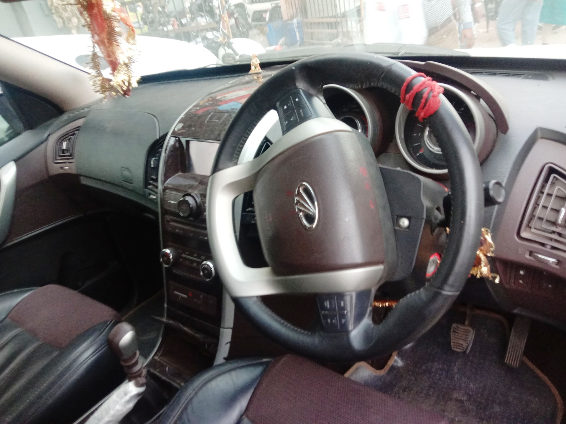 XUV500 image 5 XUV500 image 5