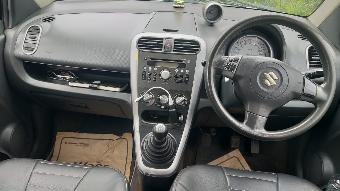 Ritz image 16 Ritz image 16