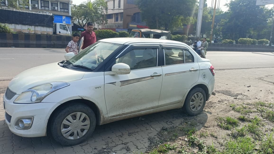 Swift DZire image 2 Swift DZire image 2