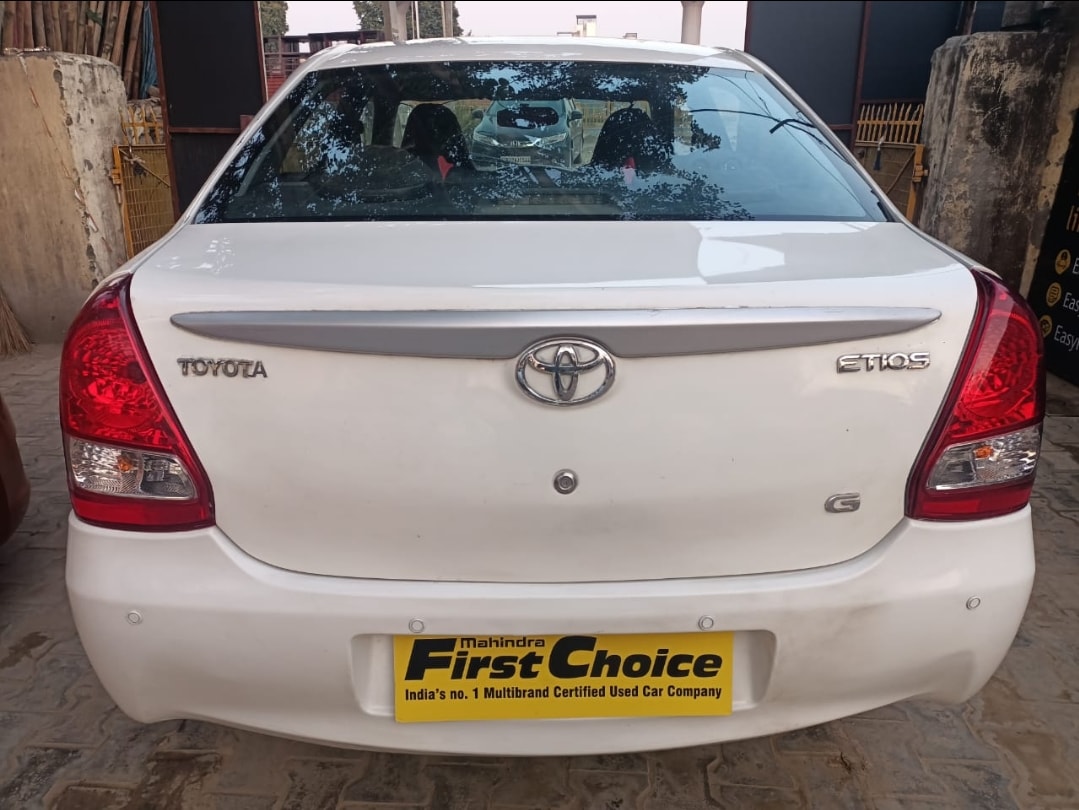 Etios image 7 Etios image 7