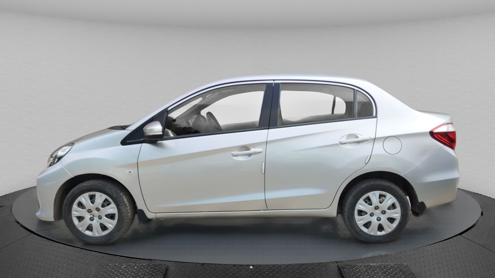 Amaze image 2 Amaze image 2