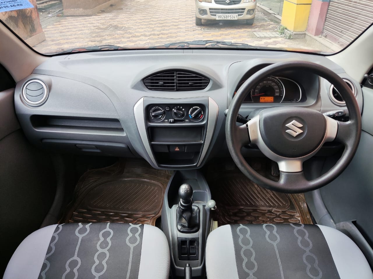 Alto 800 image 12 Alto 800 image 12