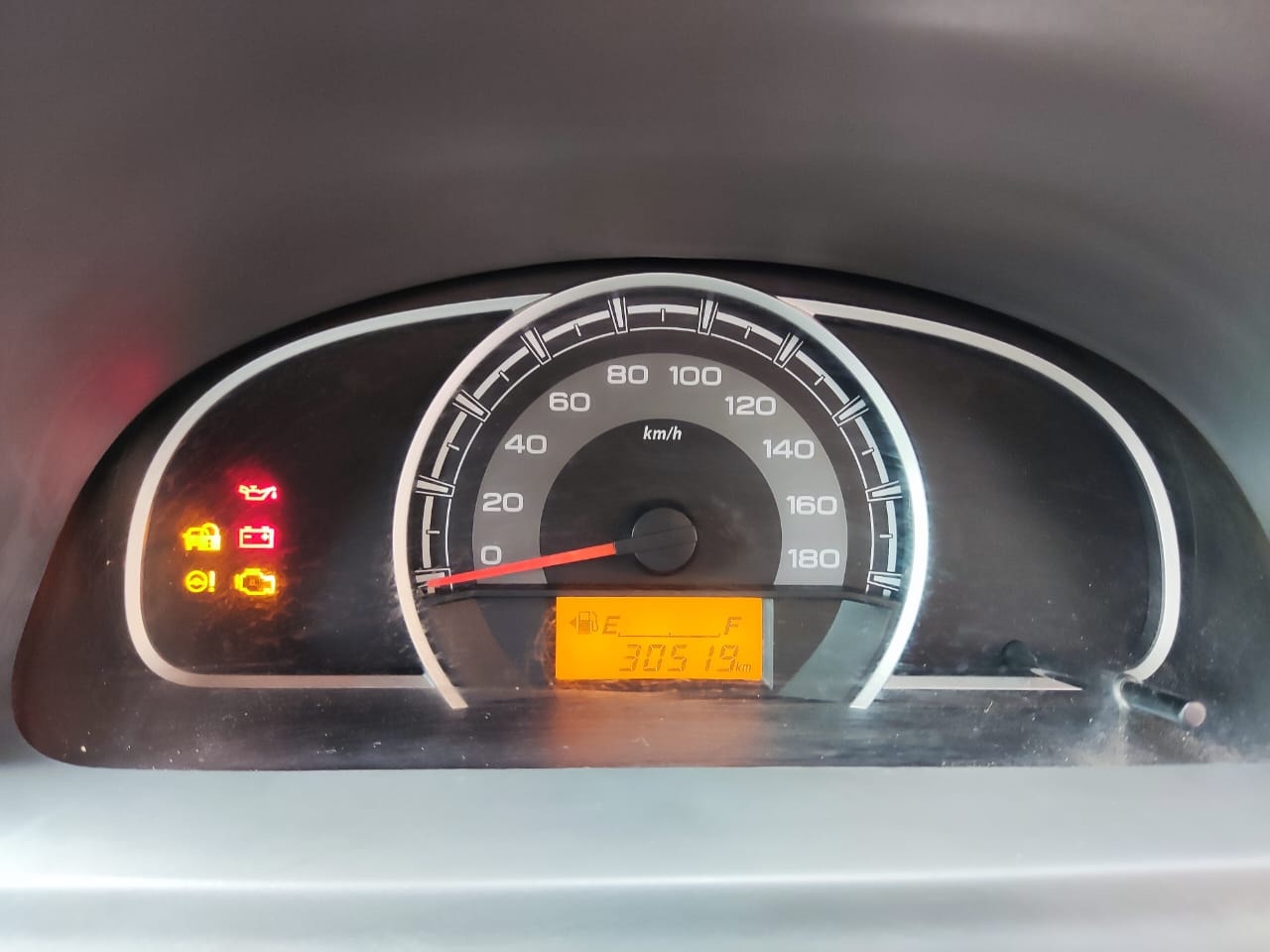 Alto 800 image 11 Alto 800 image 11