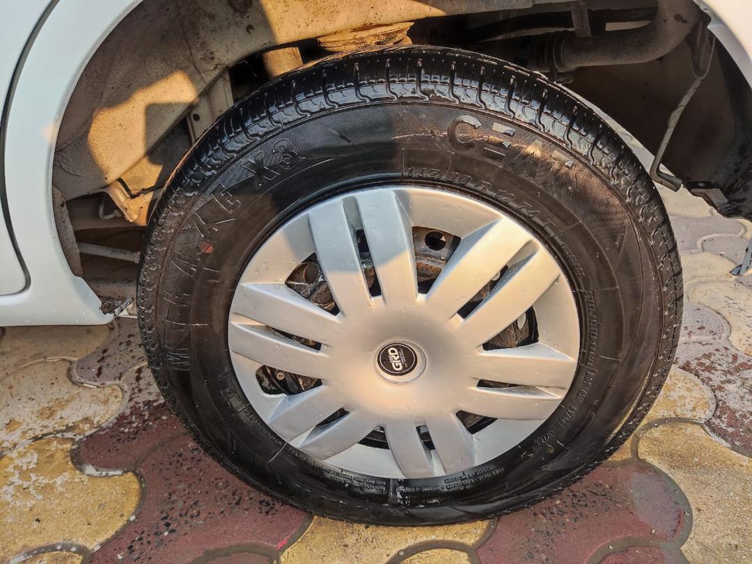 2019 Maruti Suzuki Alto 800 LXI CNG BS IV Wheels Tyres 