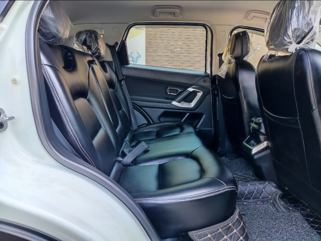 Harrier image 15 Harrier image 15