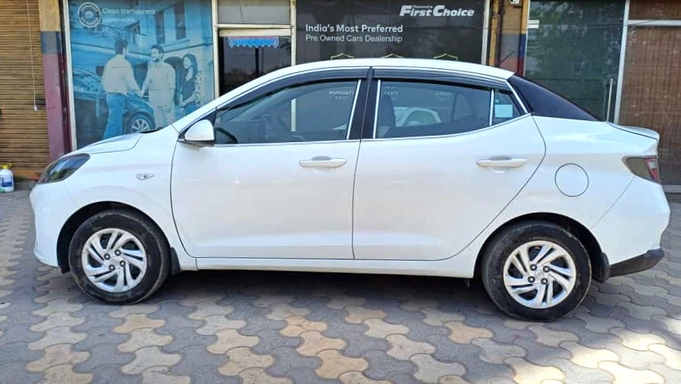 Aura image 2 Aura image 2