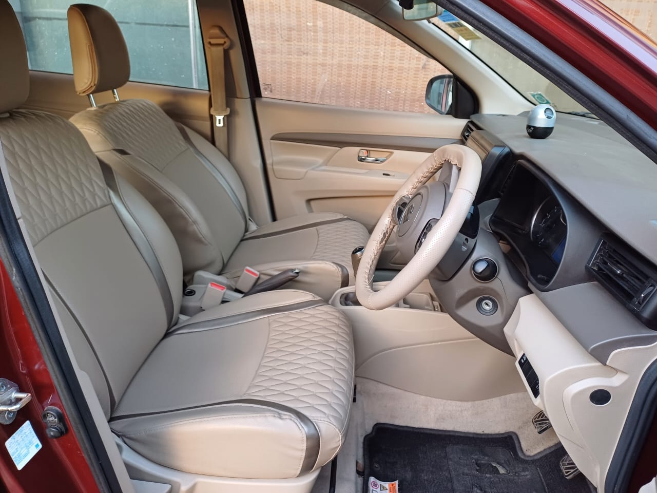 Ertiga image 16 Ertiga image 16