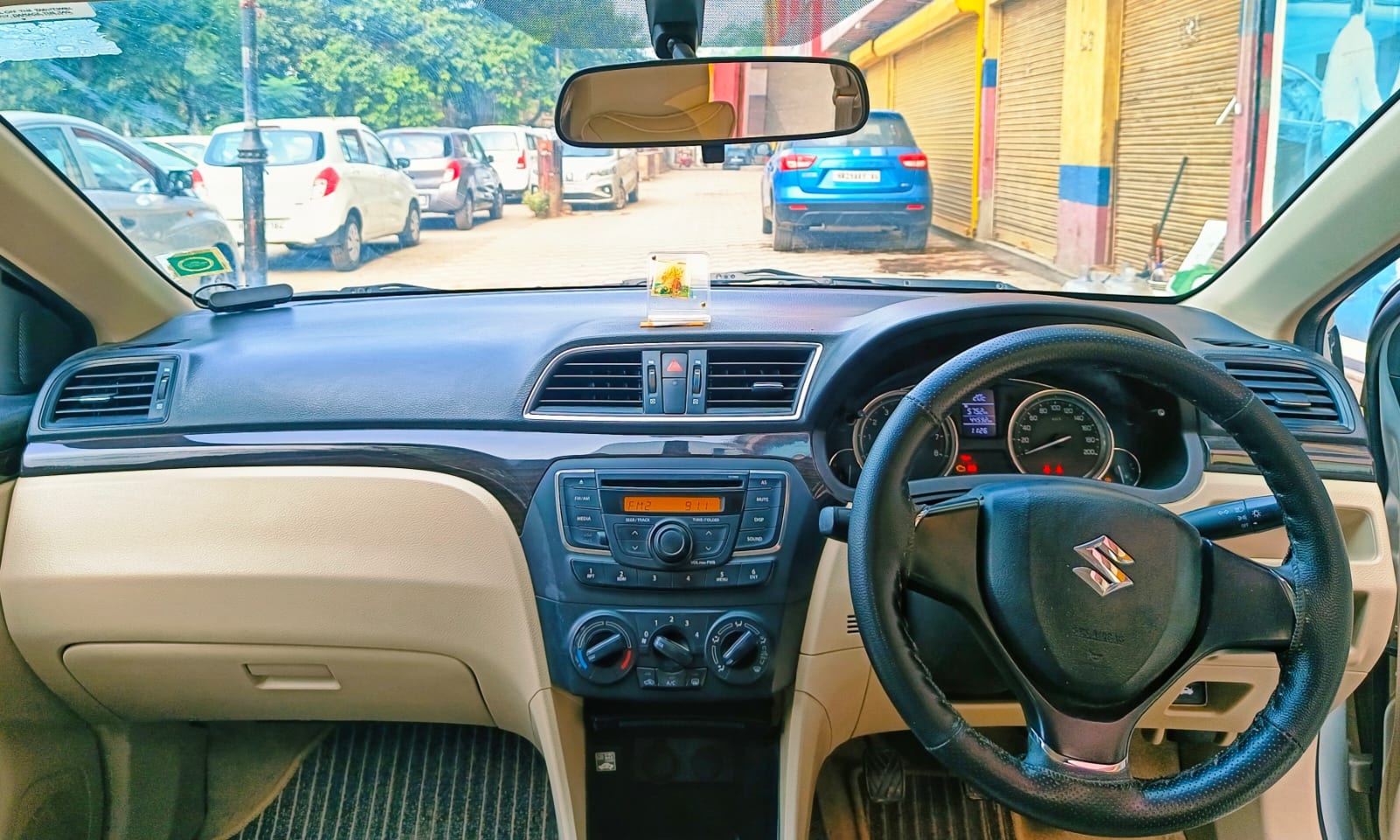 Ciaz image 12 Ciaz image 12