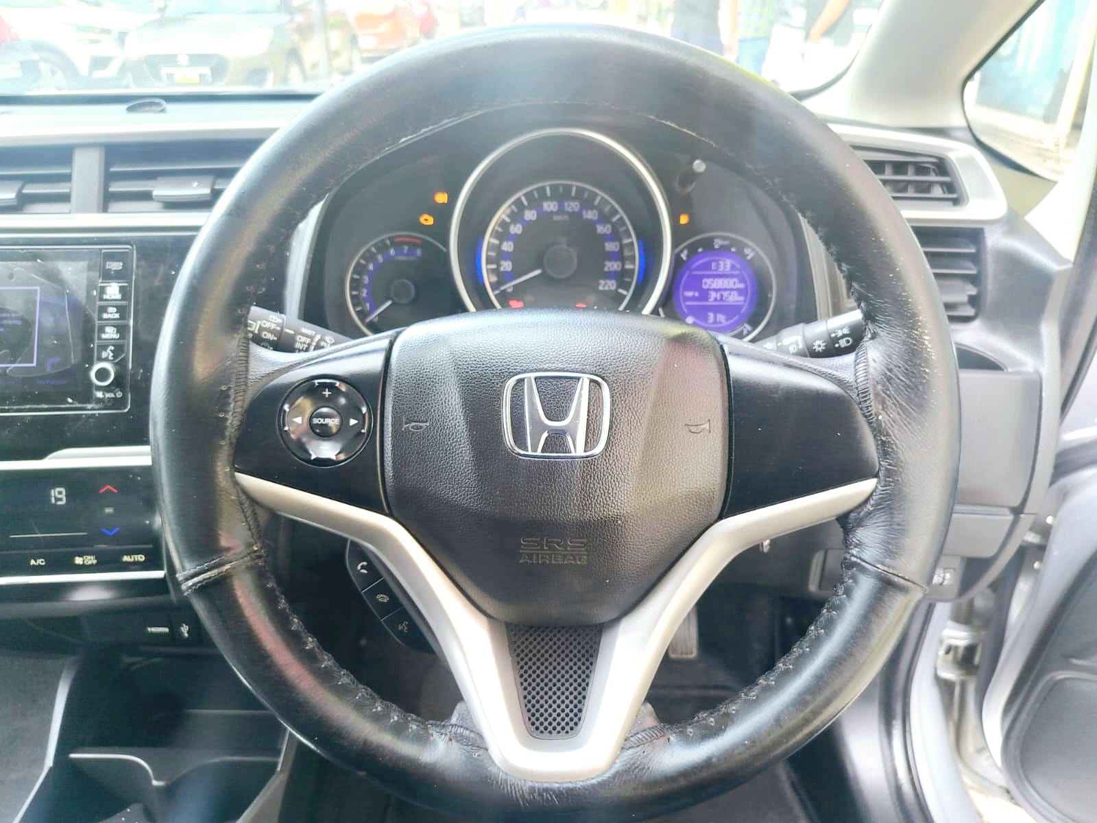 WR-V image 13 WR-V image 13