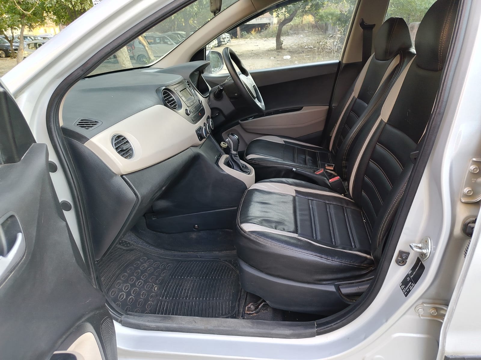 Xcent image 14 Xcent image 14