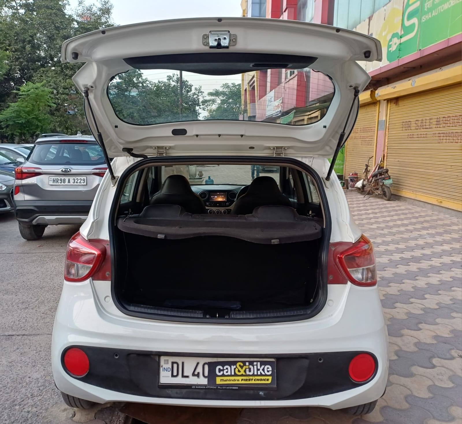 Used 2017 Hyundai Grand i10 Used 2017 Hyundai Grand i10