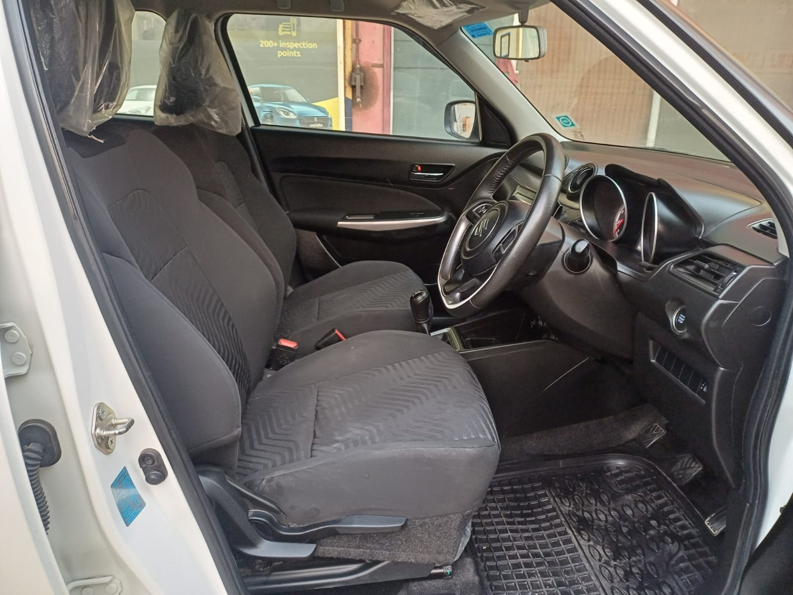 Used 2022 Maruti Suzuki Swift Used 2022 Maruti Suzuki Swift