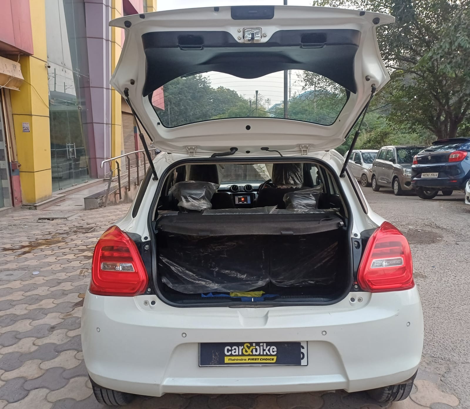 Used 2022 Maruti Suzuki Swift Used 2022 Maruti Suzuki Swift