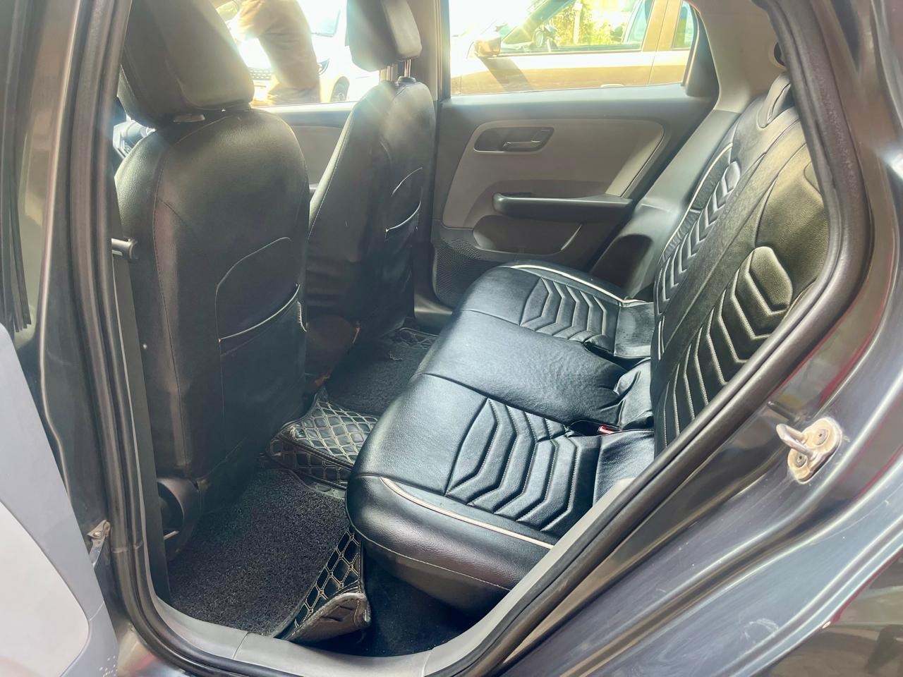 Altroz image 17 Altroz image 17