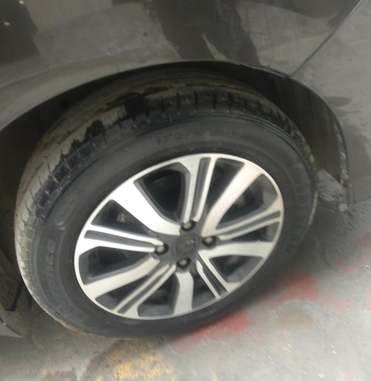 Ritz image 9 Ritz image 9