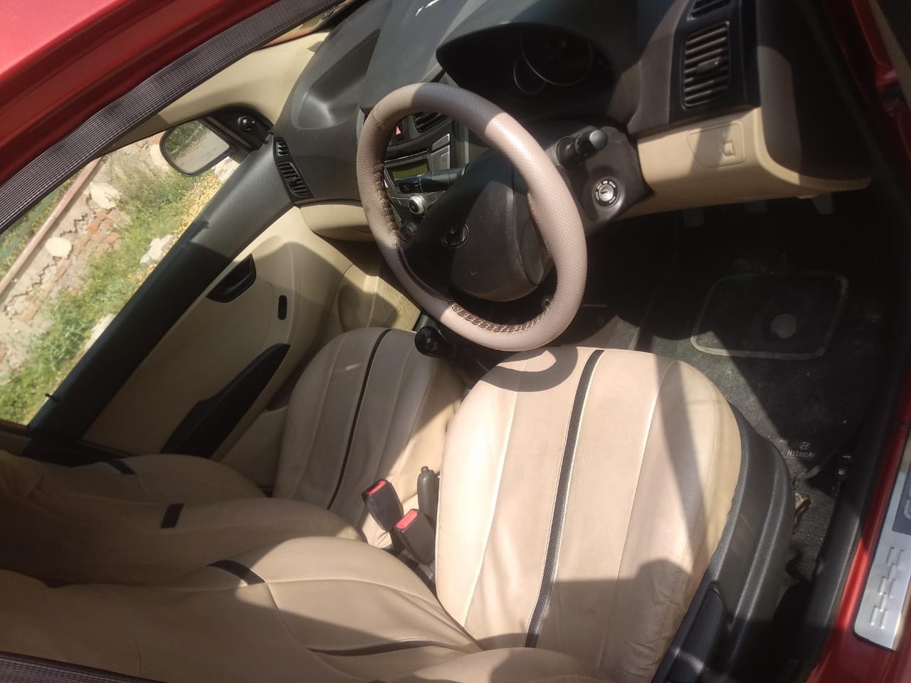 XUV300 image 16 XUV300 image 16