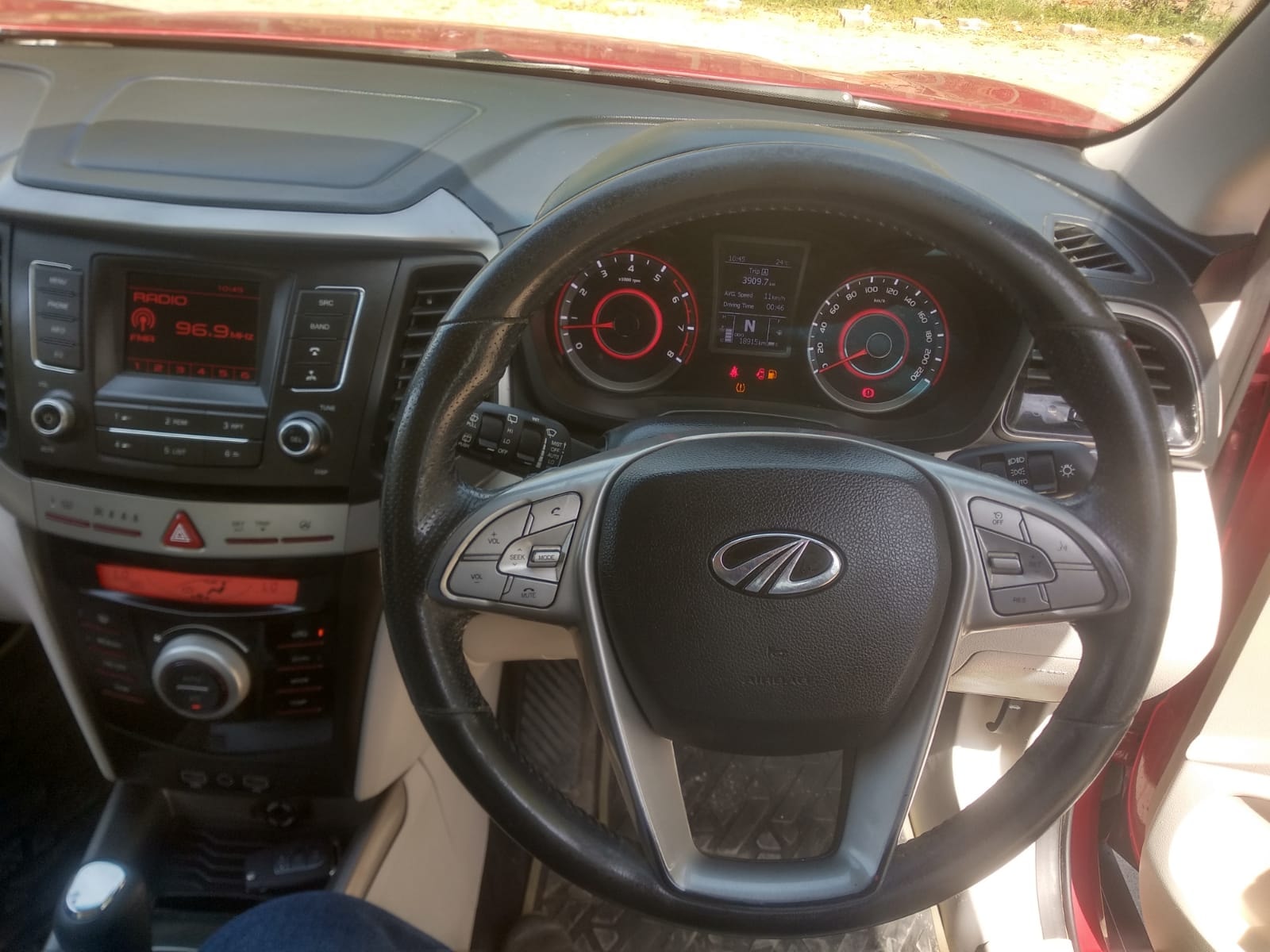 XUV300 image 13 XUV300 image 13