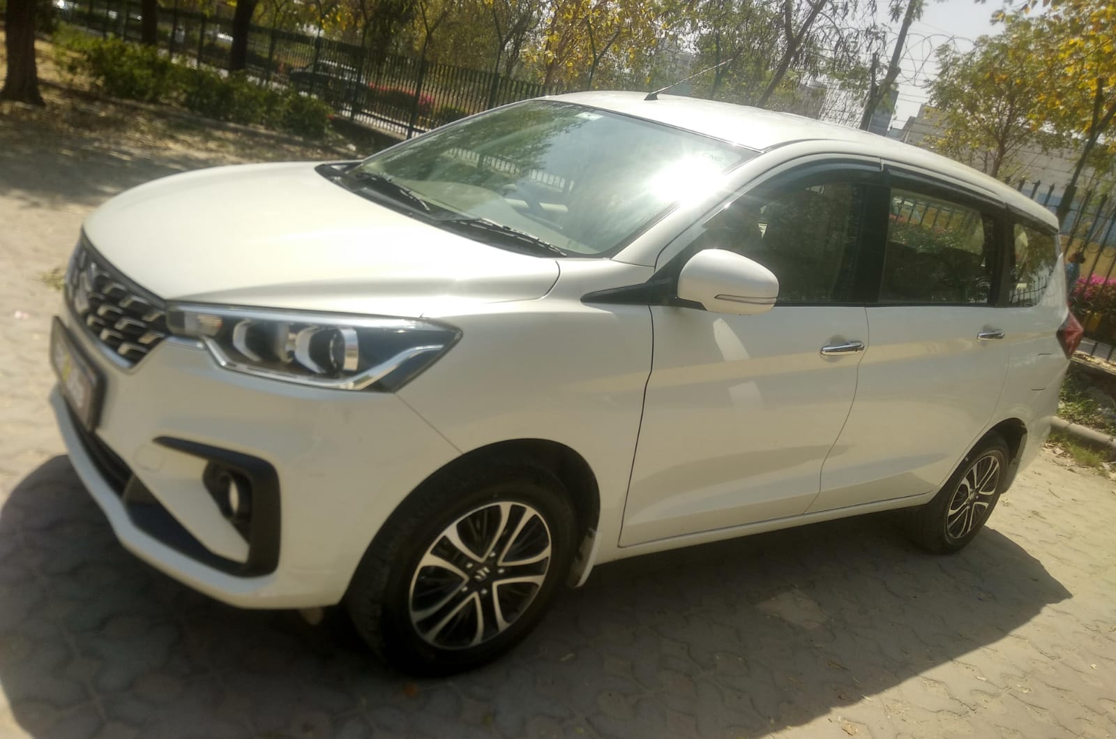 Ertiga image 1 Ertiga image 1