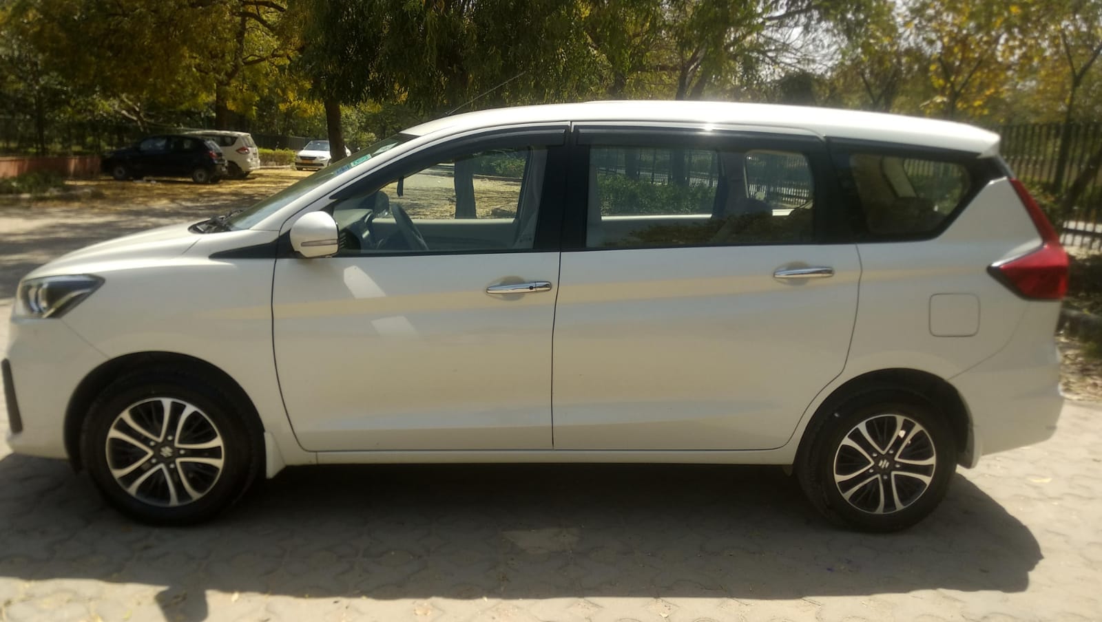 Ertiga image 2 Ertiga image 2