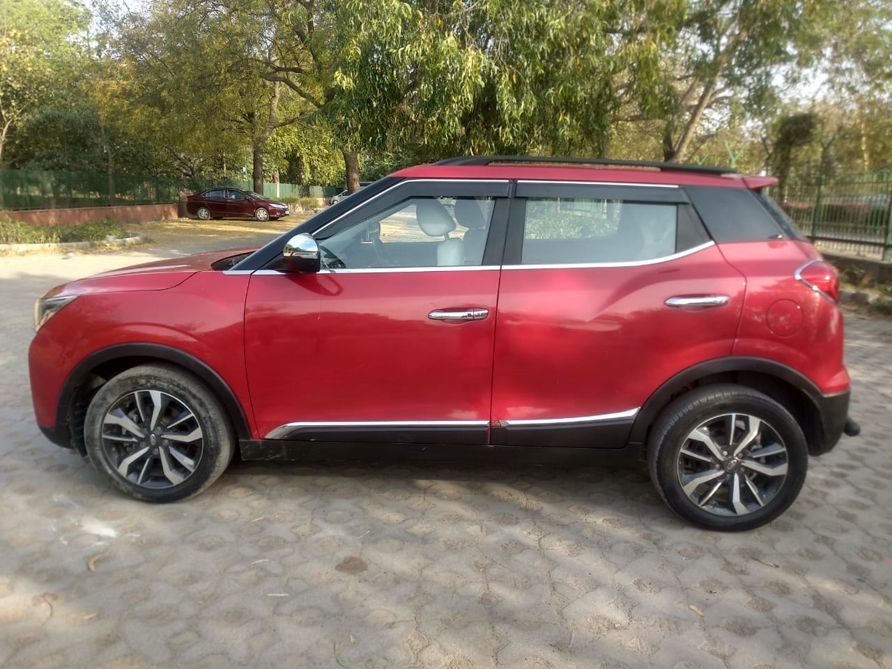 XUV300 image 2 XUV300 image 2