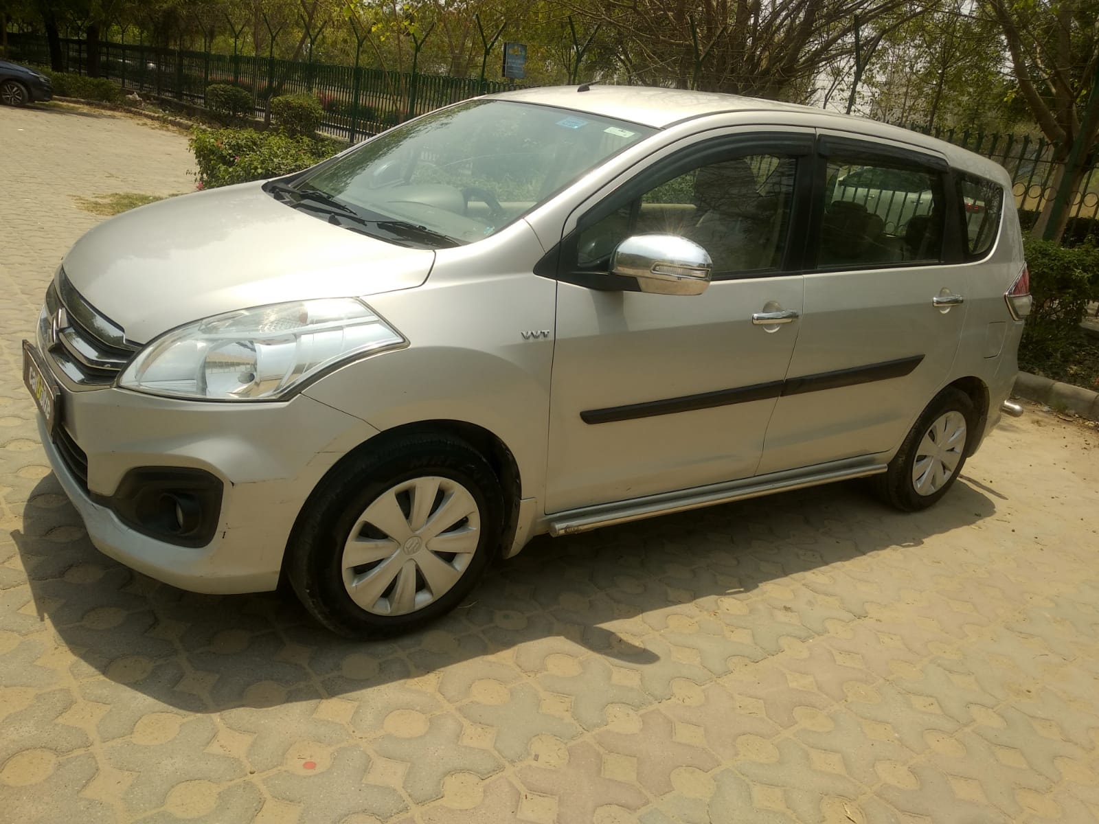 Ertiga image 1 Ertiga image 1