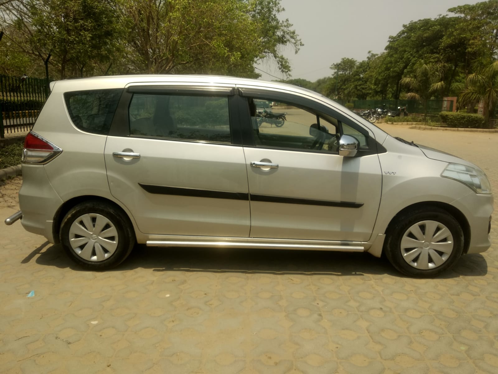 Ertiga image 6 Ertiga image 6