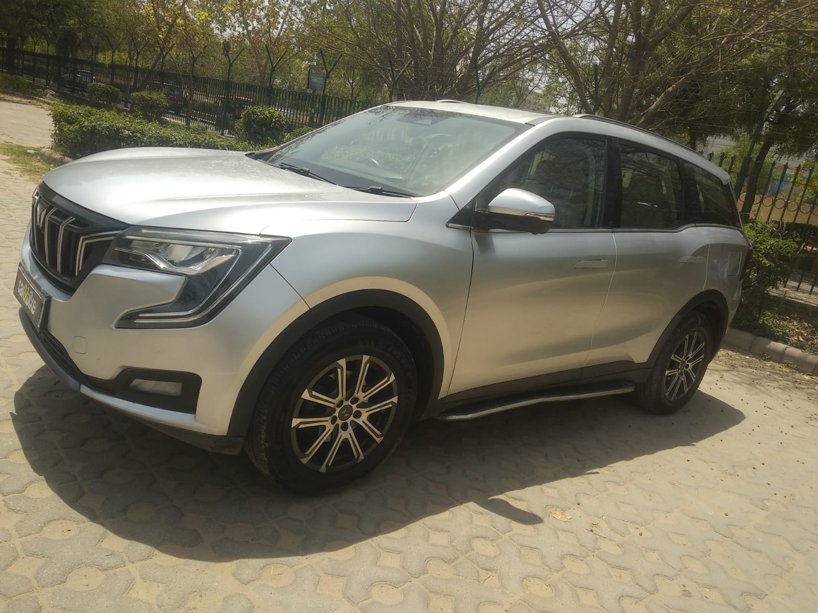 XUV700 image 1 XUV700 image 1