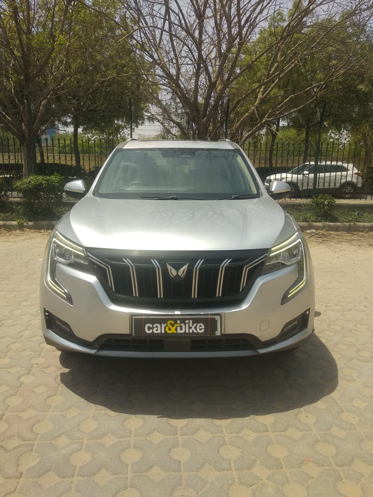 XUV700 image 8 XUV700 image 8