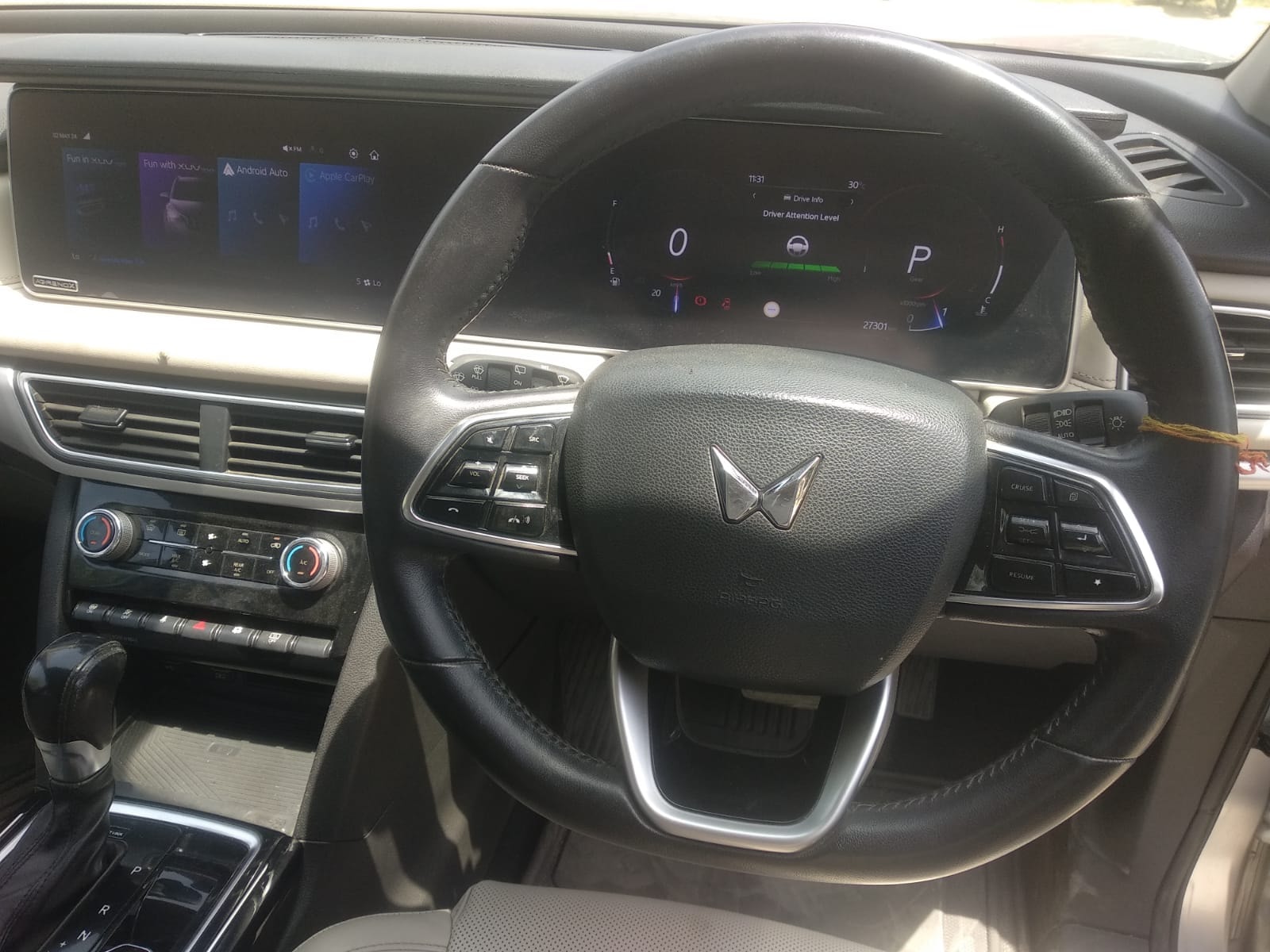 XUV700 image 9 XUV700 image 9