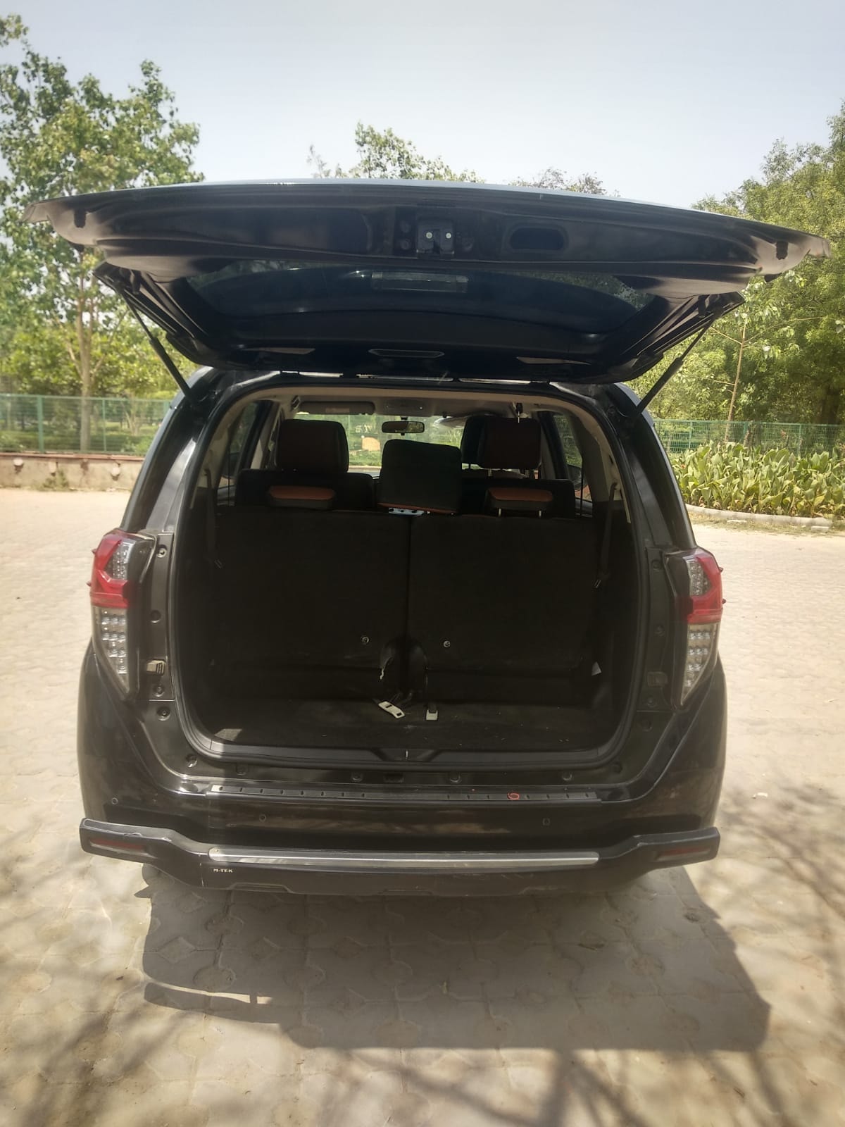 Innova Crysta image 10 Innova Crysta image 10