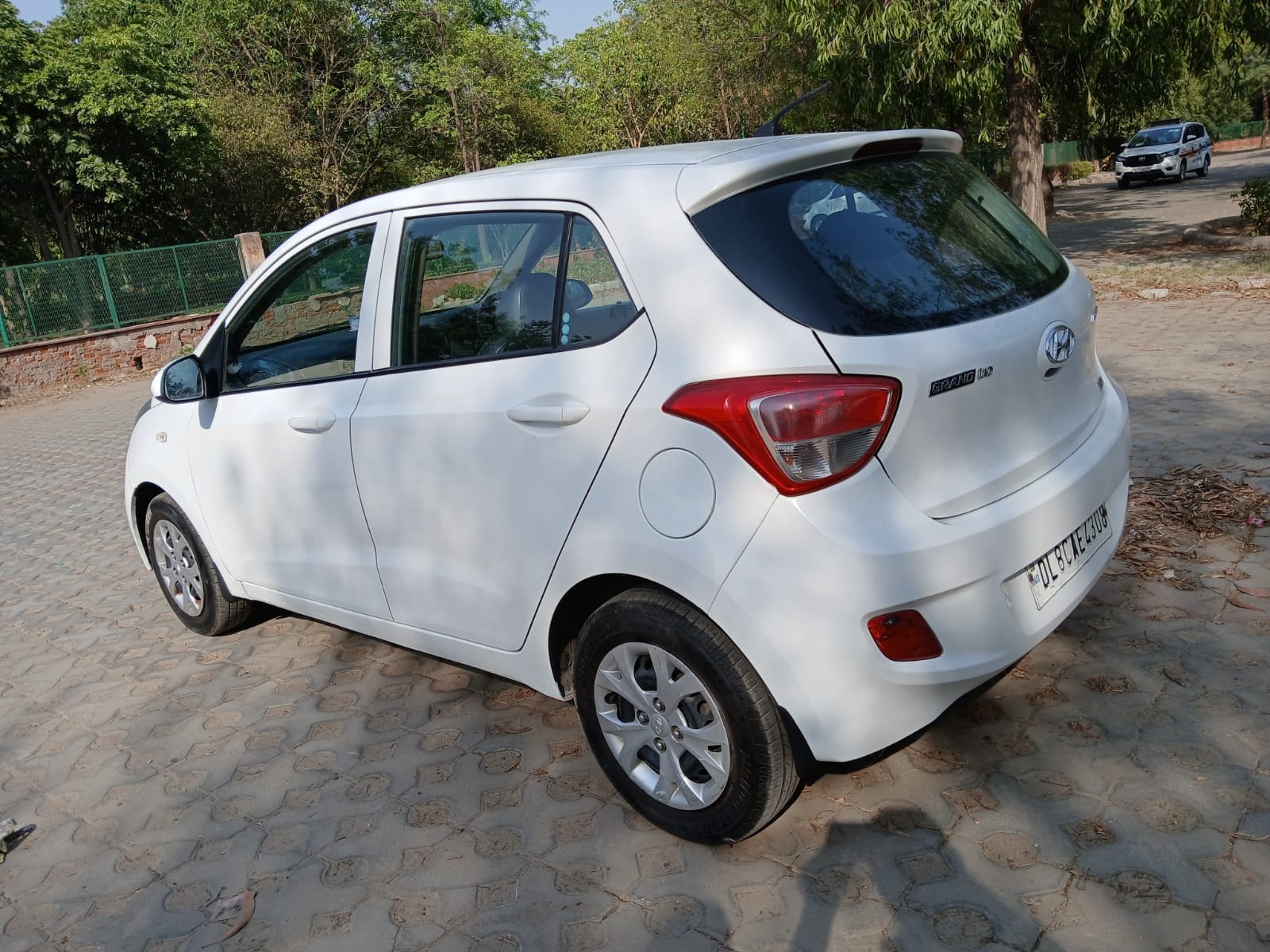 i10 image 3 i10 image 3