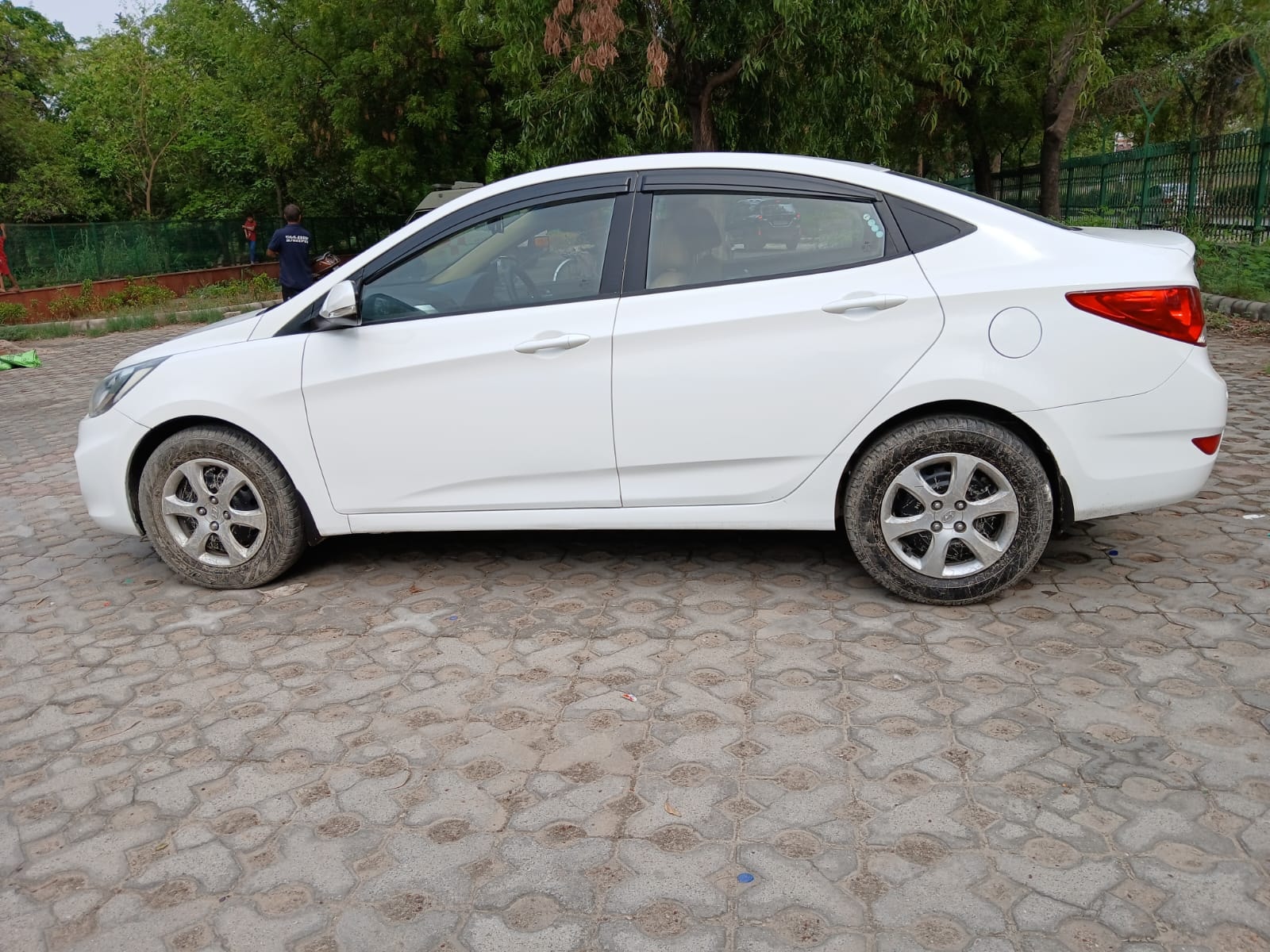 Fluidic Verna image 2 Fluidic Verna image 2