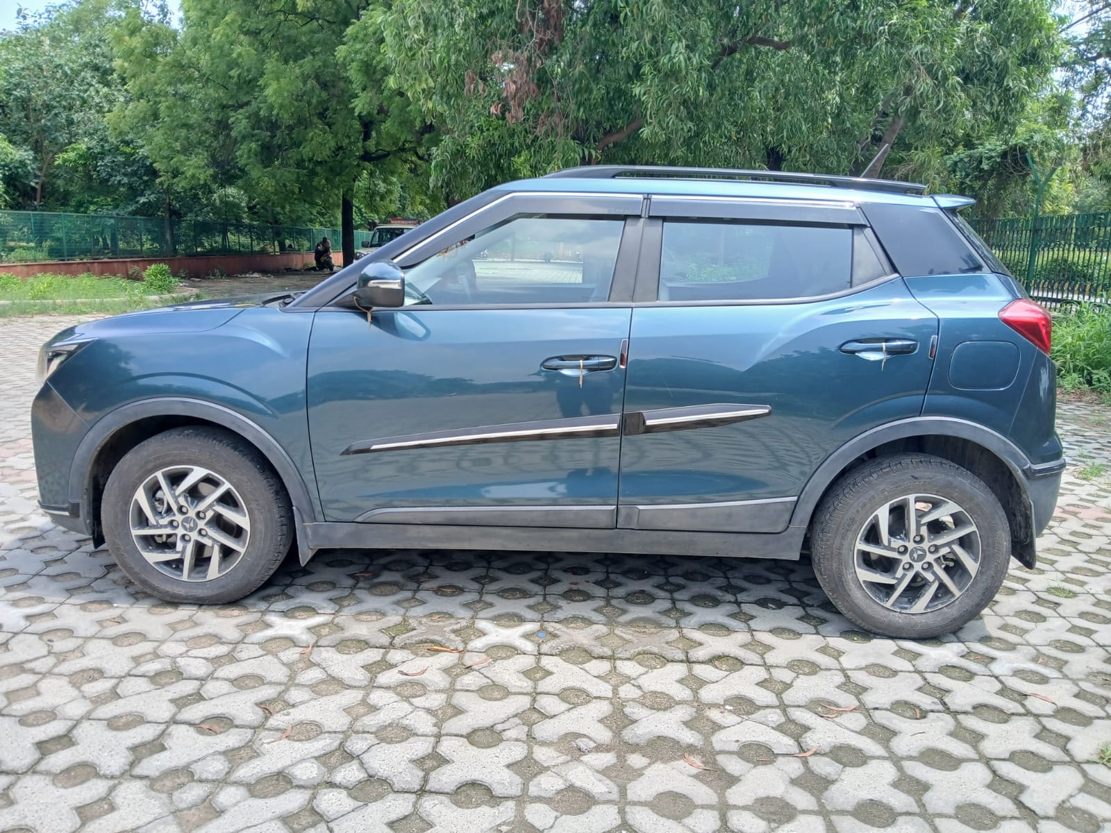 XUV300 image 2 XUV300 image 2