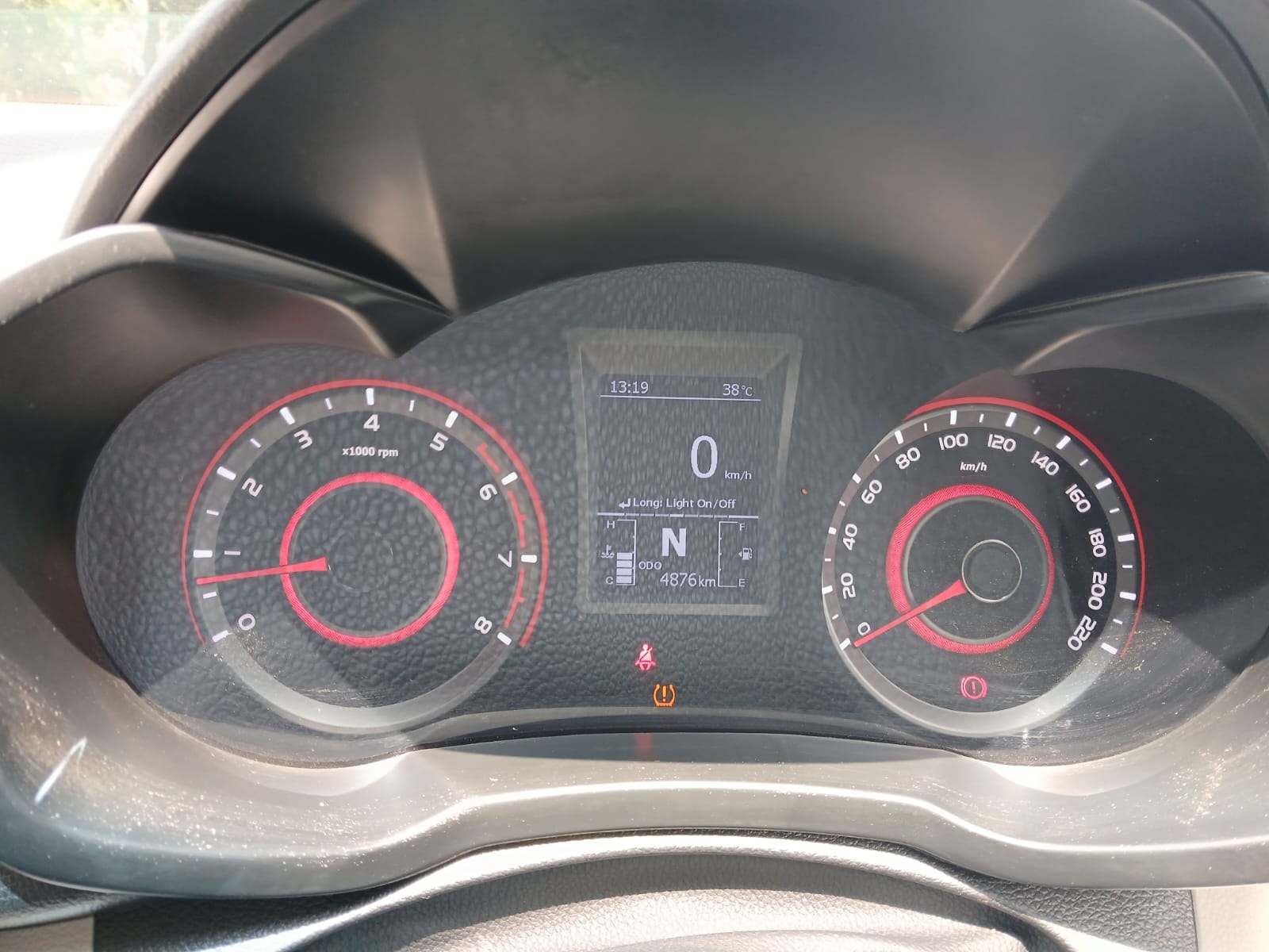 XUV300 image 11 XUV300 image 11