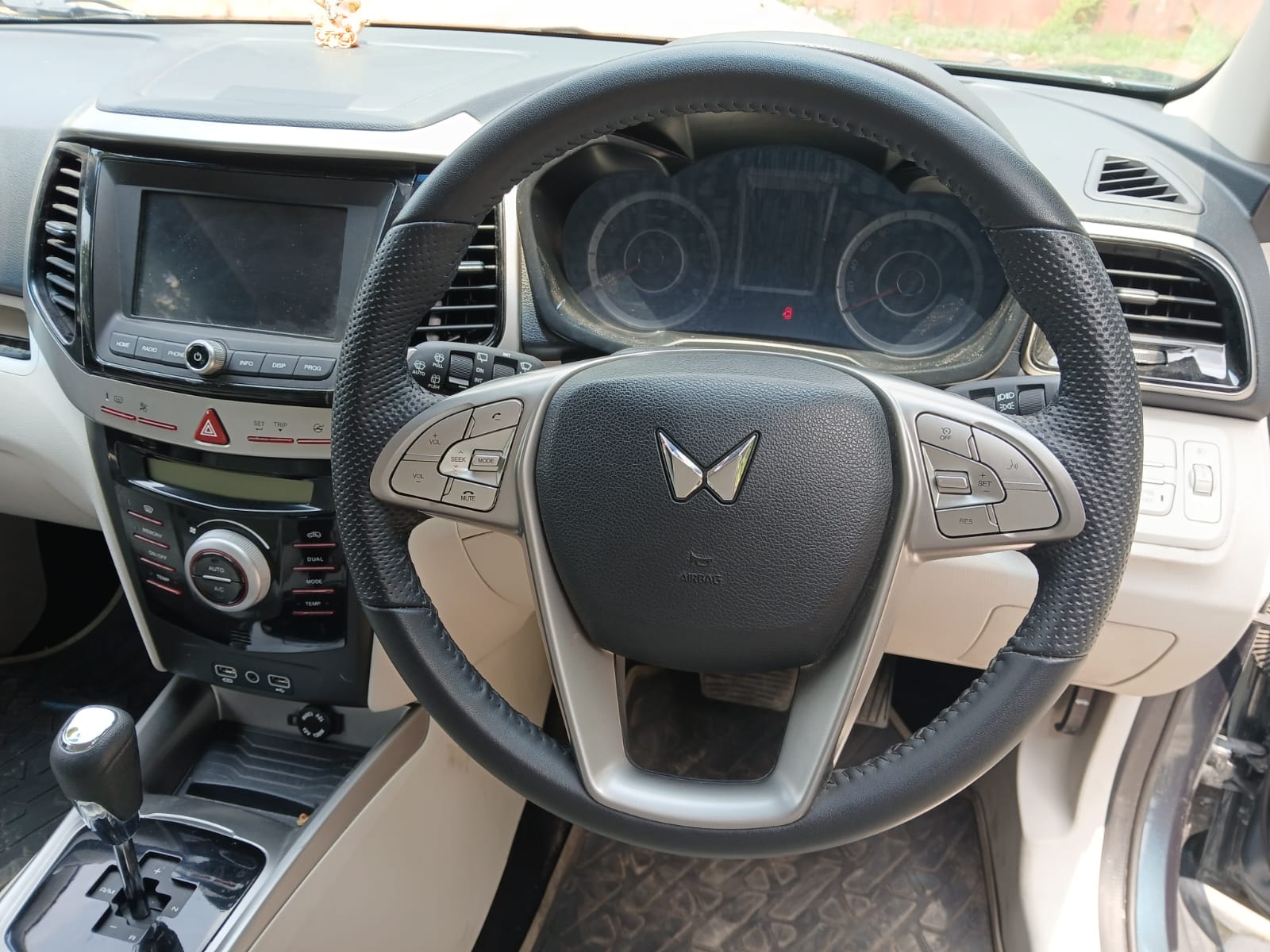 XUV300 image 13 XUV300 image 13