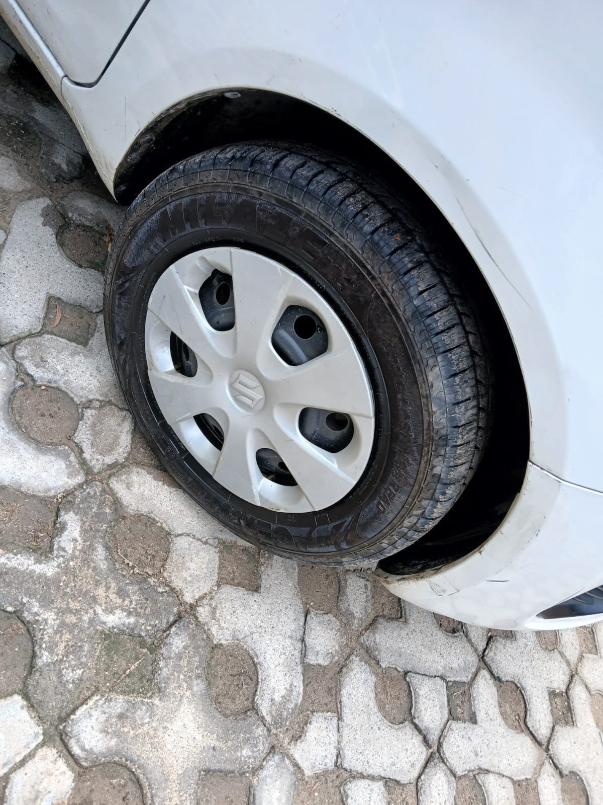 Ritz image 9 Ritz image 9