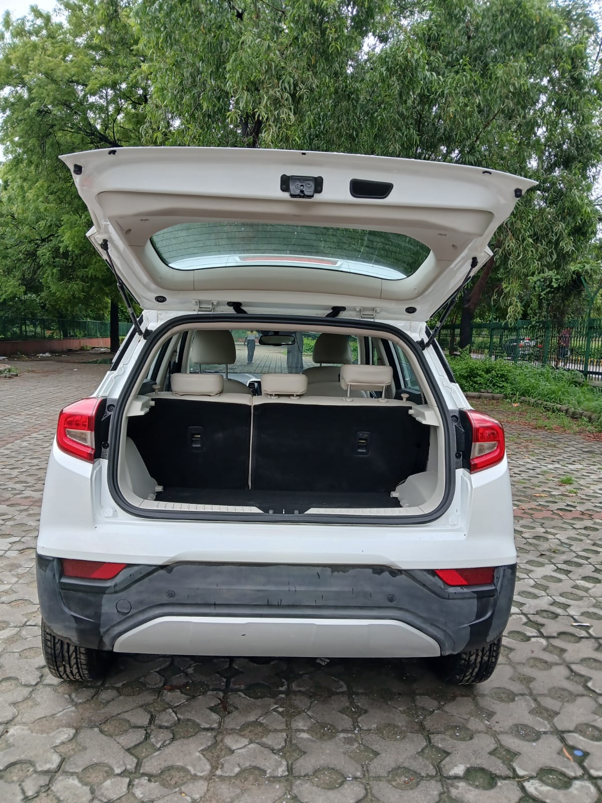 XUV300 image 10 XUV300 image 10