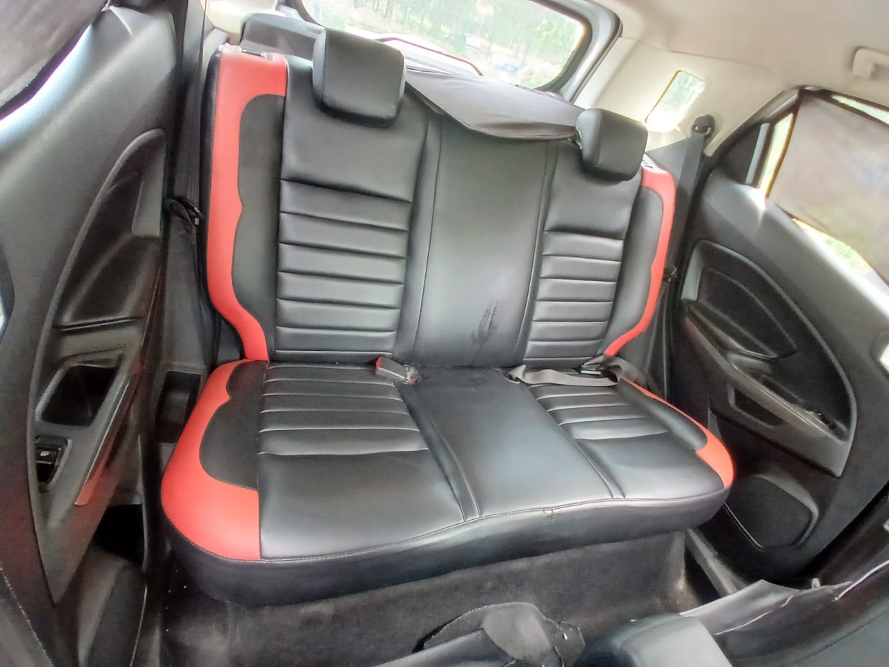 EcoSport image 15 EcoSport image 15