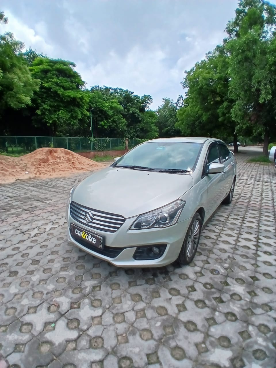 Ciaz image 1 Ciaz image 1