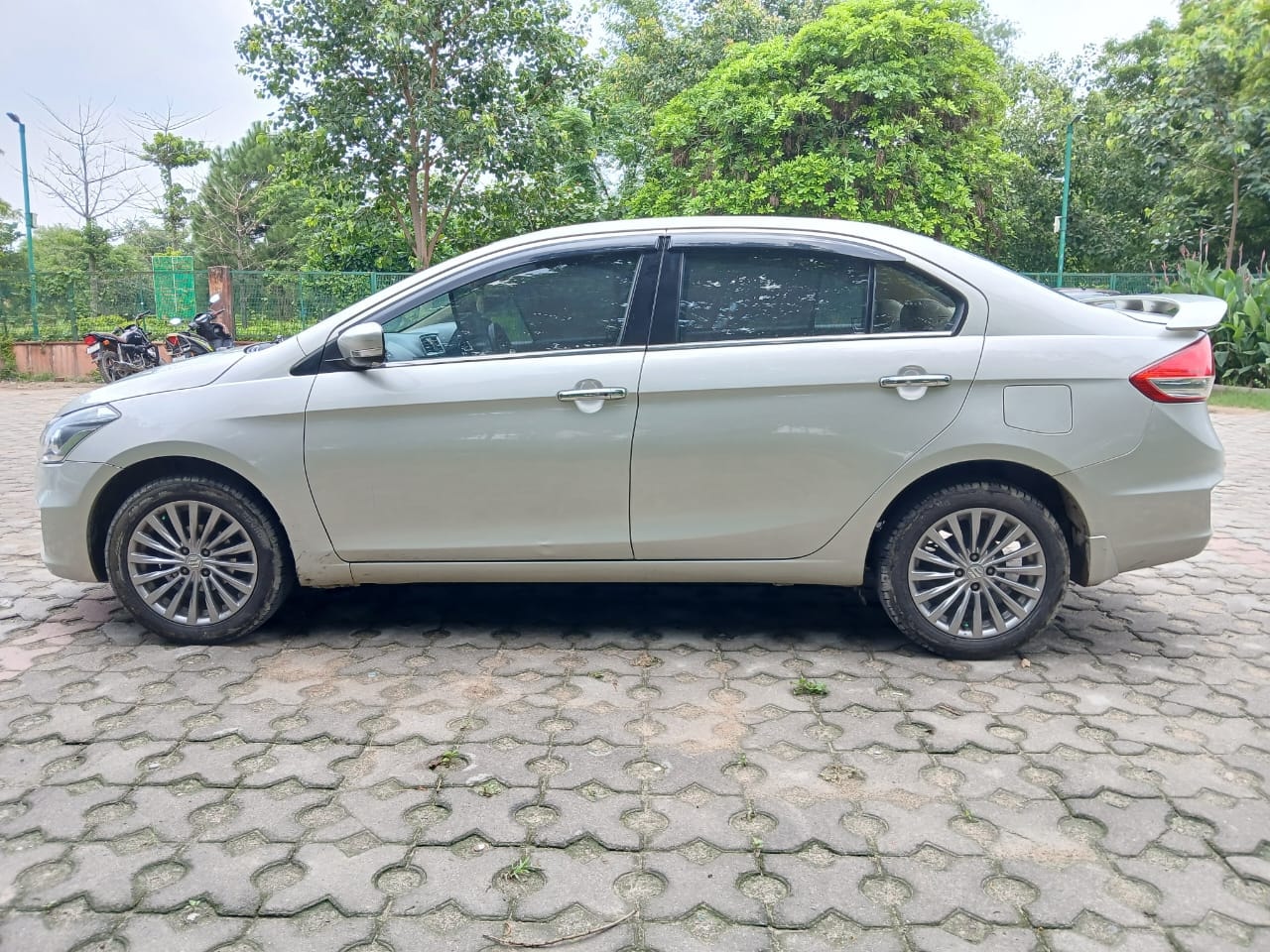 Ciaz image 2 Ciaz image 2