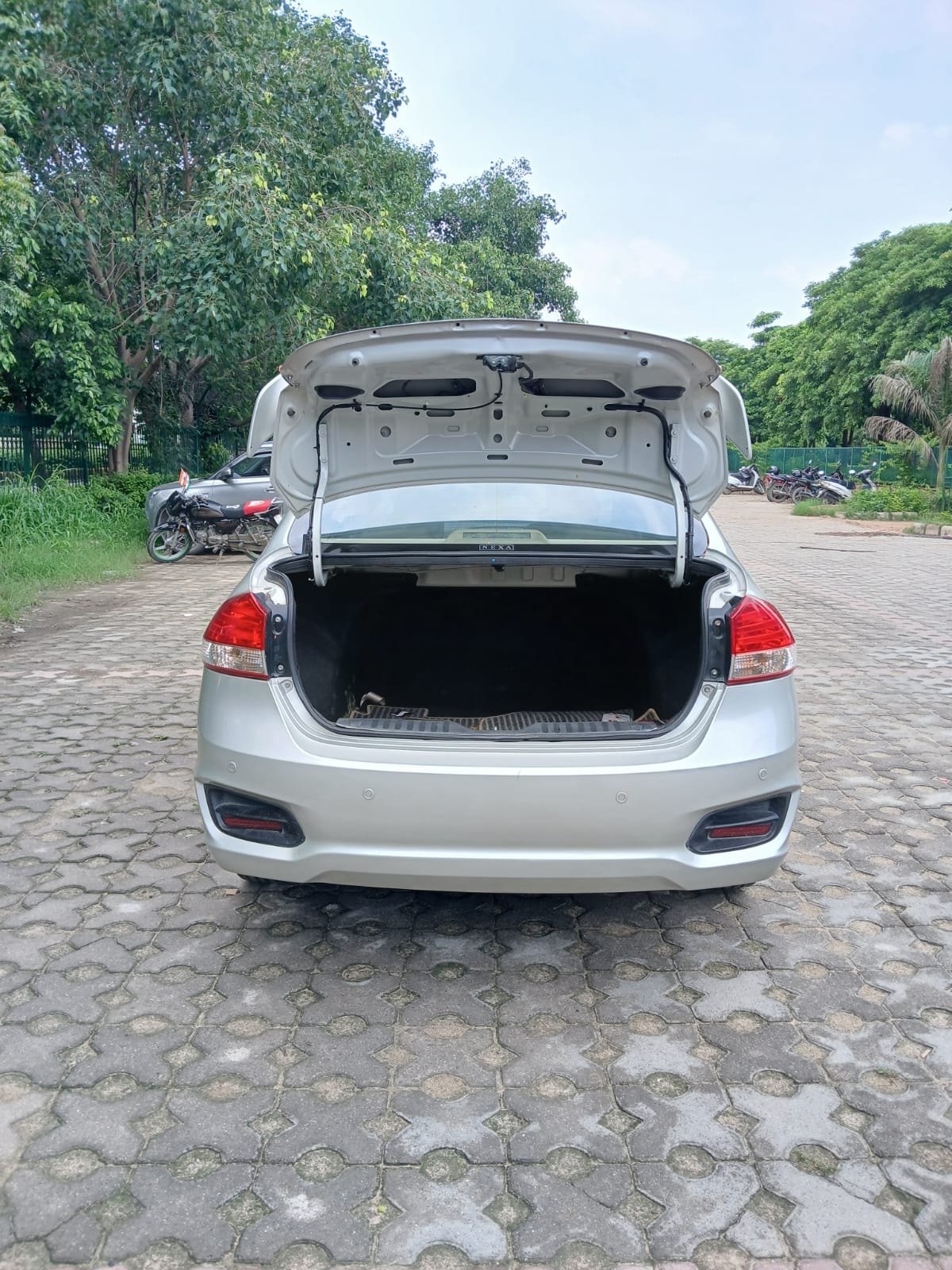 Ciaz image 10 Ciaz image 10