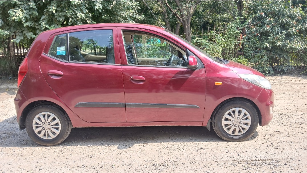 i10 image 6 i10 image 6