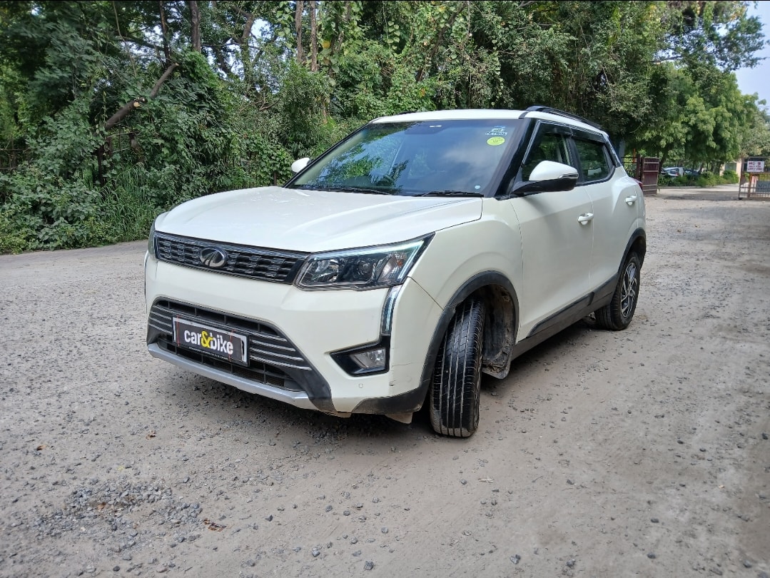 XUV300 image 1 XUV300 image 1