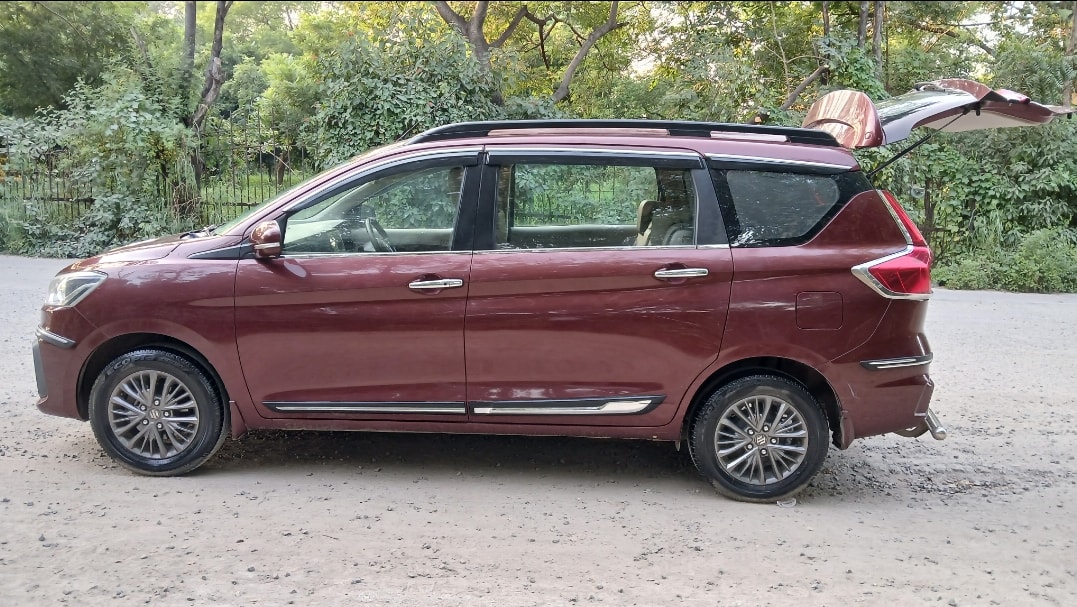 Ertiga image 10 Ertiga image 10