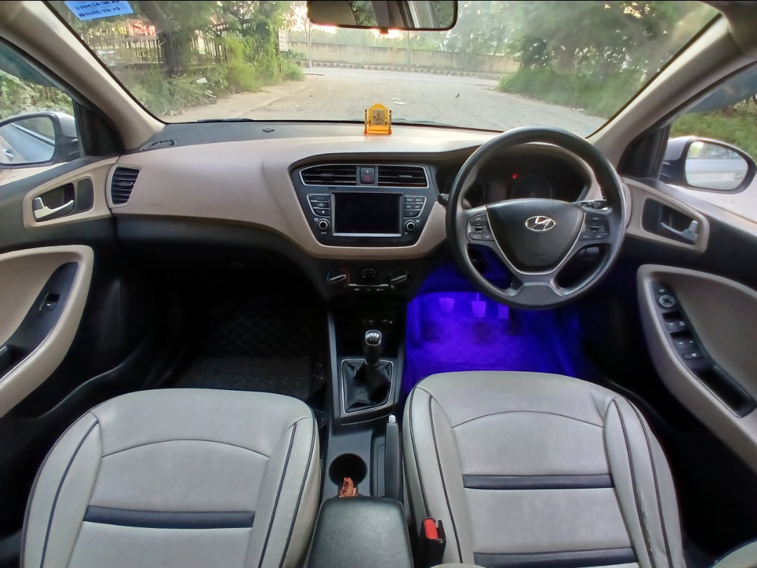 Elite i20 image 12 Elite i20 image 12